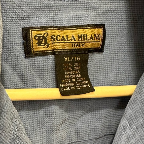 Vintage 100% Silk Short Sleeve Button Up Shirt - Picture 7 of 7